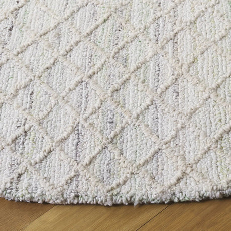 Safavieh Abstract 6'-0" x 6'-0" Rug in Green / Ivory