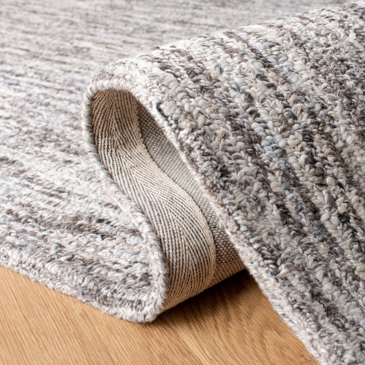 Safavieh Abstract Abt627F Grey Rug.