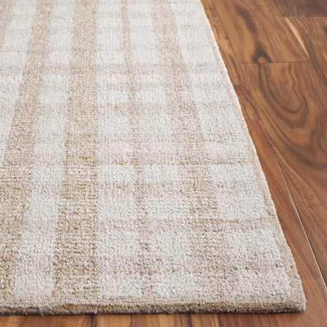 Safavieh Abstract 4'-0" x 6'-0" Rug in Ivory / Gold