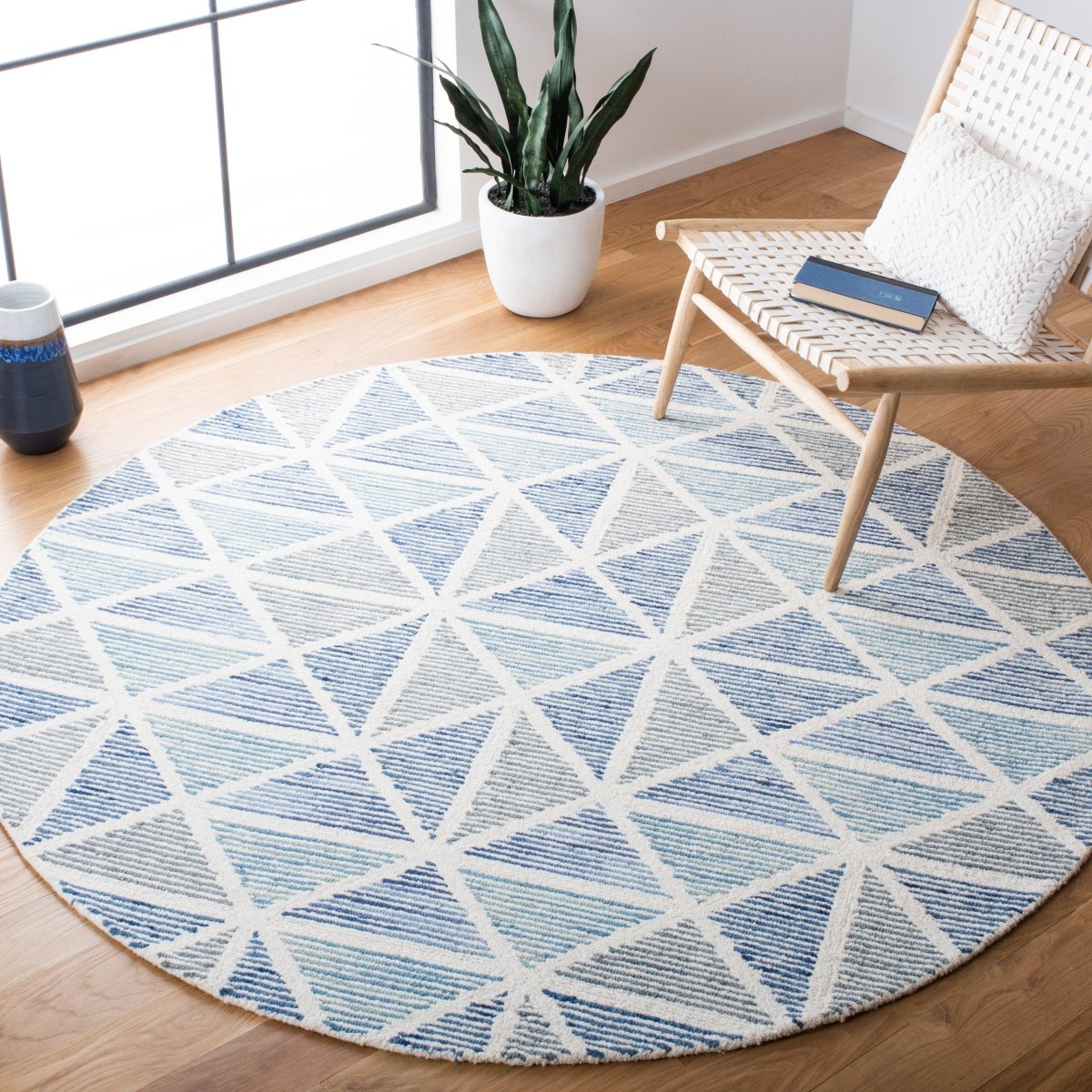 Safavieh Abstract Abt655A Ivory/Blue Rugs.