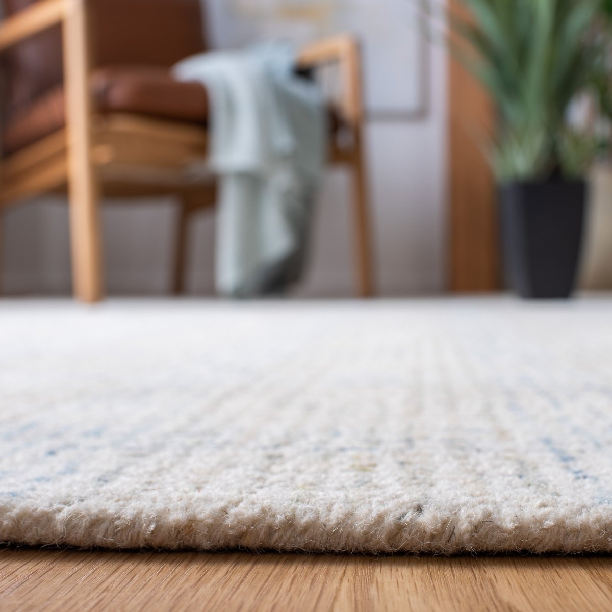 Safavieh Abstract Abt656A Ivory/Beige Rugs.