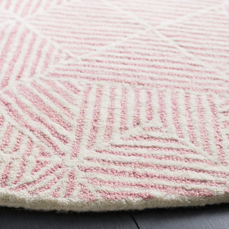 Safavieh Abstract Abt763U Pink/Ivory Rug - Safavieh - abt763u - 3