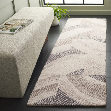 Safavieh Abstract 2'-3" x 8'-0" Rug in Ivory / Brown