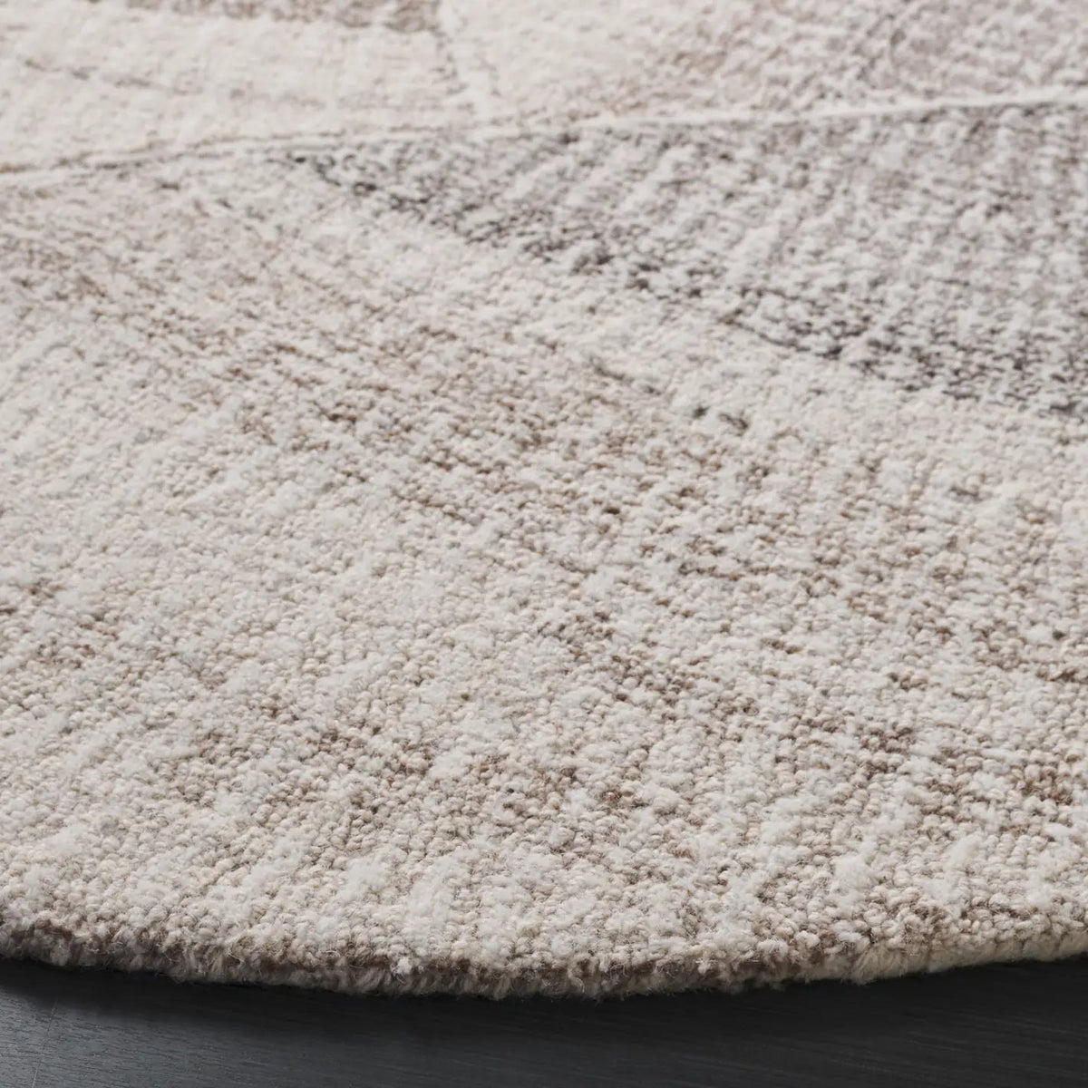 Safavieh Abstract 6'-0" x 6'-0" Rug in Ivory / Brown