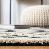 Safavieh Abstract Abt851Z Black/Ivory Rugs.