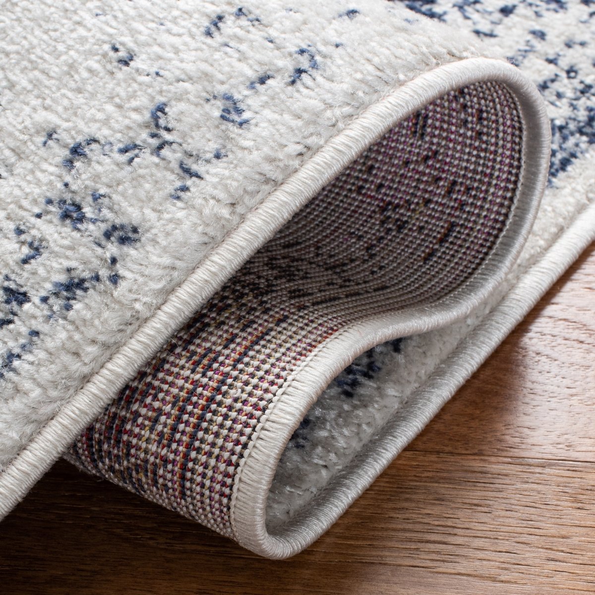 Safavieh Adirondack Adr109M Ivory/Navy Rugs.