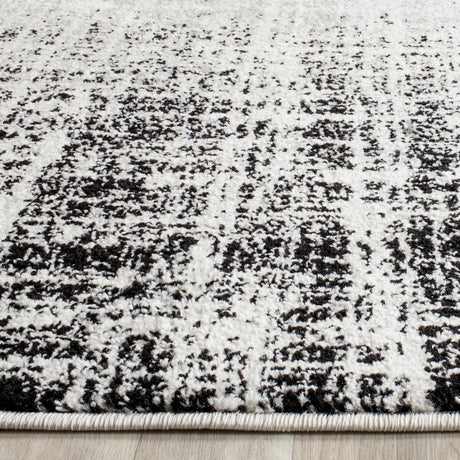 Safavieh Adirondack 8'-0" x 10'-0" Rug in Ivory / Black