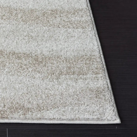 Safavieh Adirondack 5'-1" x 7'-6" Rug in Beige / Taupe