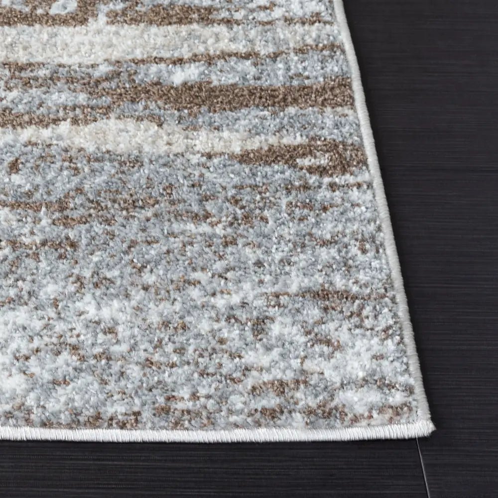 Safavieh Adirondack 5'-1" x 7'-6" Rug in Beige / Taupe