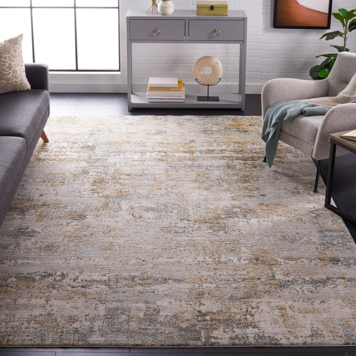 Safavieh Adrianna Adn200N Blue/Gold Rug.