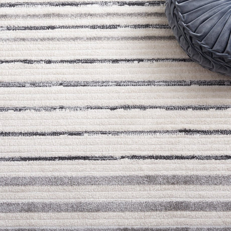 Safavieh Alamo Alm774F Ivory/Grey Rug.