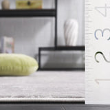 Safavieh Amelia 700 4'-0" x 6'-0" Rug in Ivory / Stone Grey