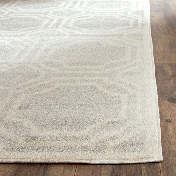 Safavieh Amherst Amt411B Light Grey / Ivory Rugs.