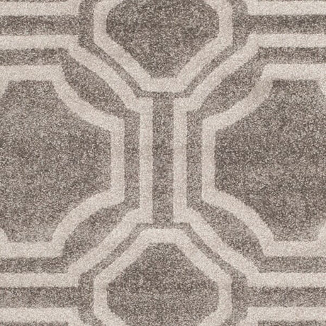 Safavieh Amherst Amt411C Grey / Light Grey Rugs.