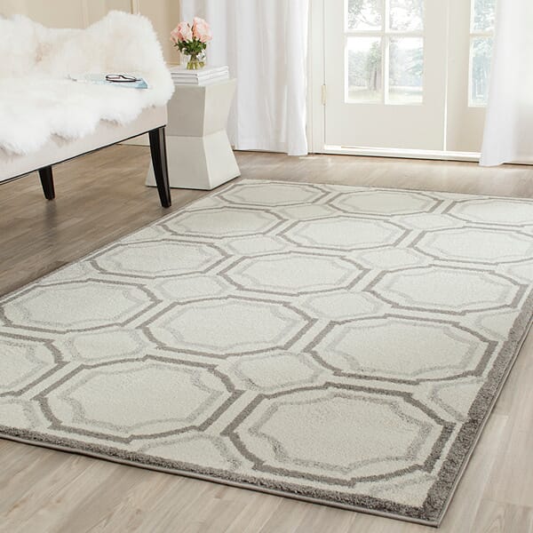 Safavieh Amherst Amt411E Ivory / Light Grey Rugs.