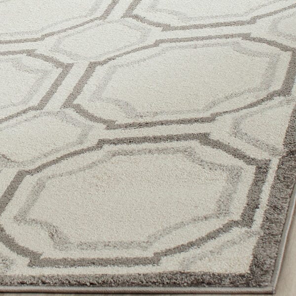Safavieh Amherst Amt411E Ivory / Light Grey Rugs.