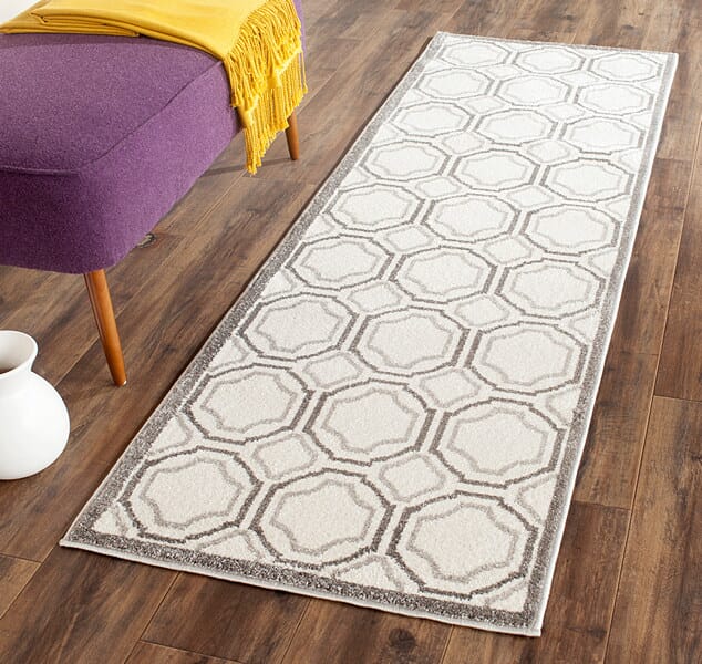 Safavieh Amherst Amt411E Ivory / Light Grey Rugs.