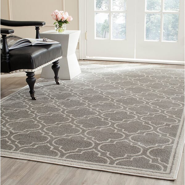 Safavieh Amherst Amt412B Light Grey / Ivory Rugs.