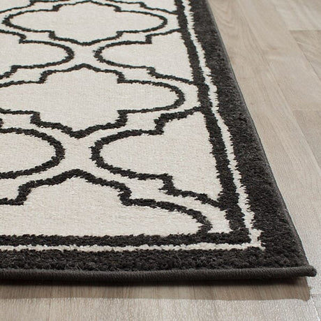 Safavieh Amherst Amt412D Ivory / Anthracite Rugs.