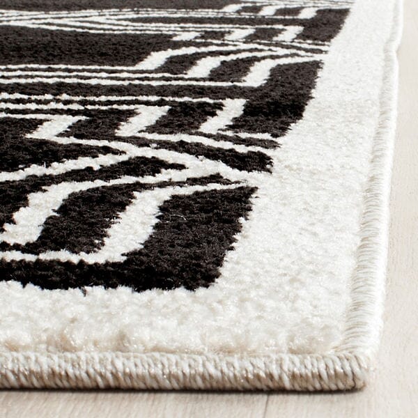 Safavieh Amherst Amt413G Anthracite / Ivory Rugs.