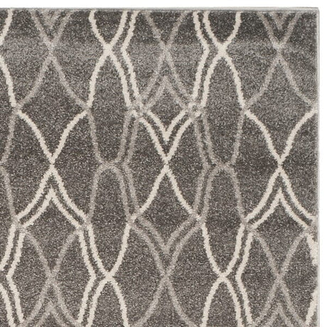 Safavieh Amherst Amt417C Grey / Light Grey Rugs.