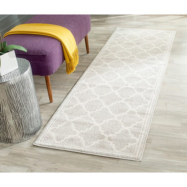 Safavieh Amherst Amt422B Light Grey / Beige Rugs.