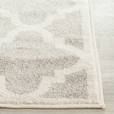 Safavieh Amherst Amt423B Light Grey / Beige Rugs.