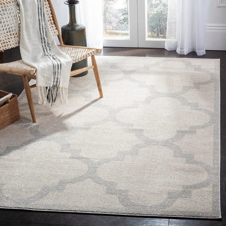 Safavieh Amherst Amt423E Beige / Light Grey Rugs.