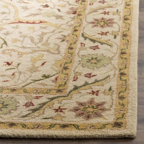 Safavieh Antiquities At14A Ivory Rugs.