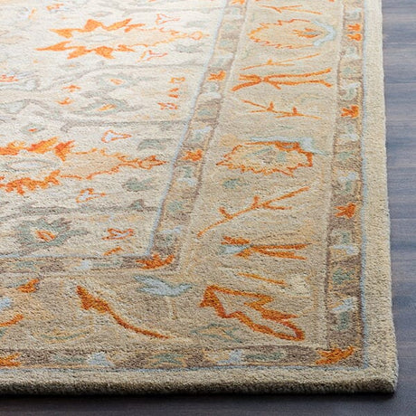 Safavieh Antiquity At63A Beige / Multi Rugs.