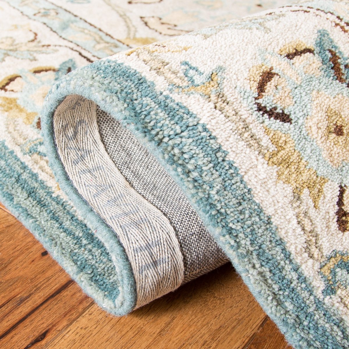 Safavieh Antiquity At812B Peacock/Blue Rug.