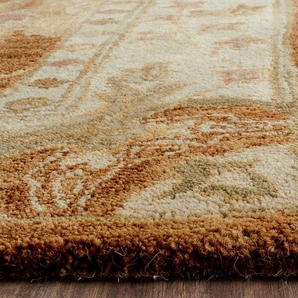 Safavieh Antiquity At840B Brown / Beige Rugs.