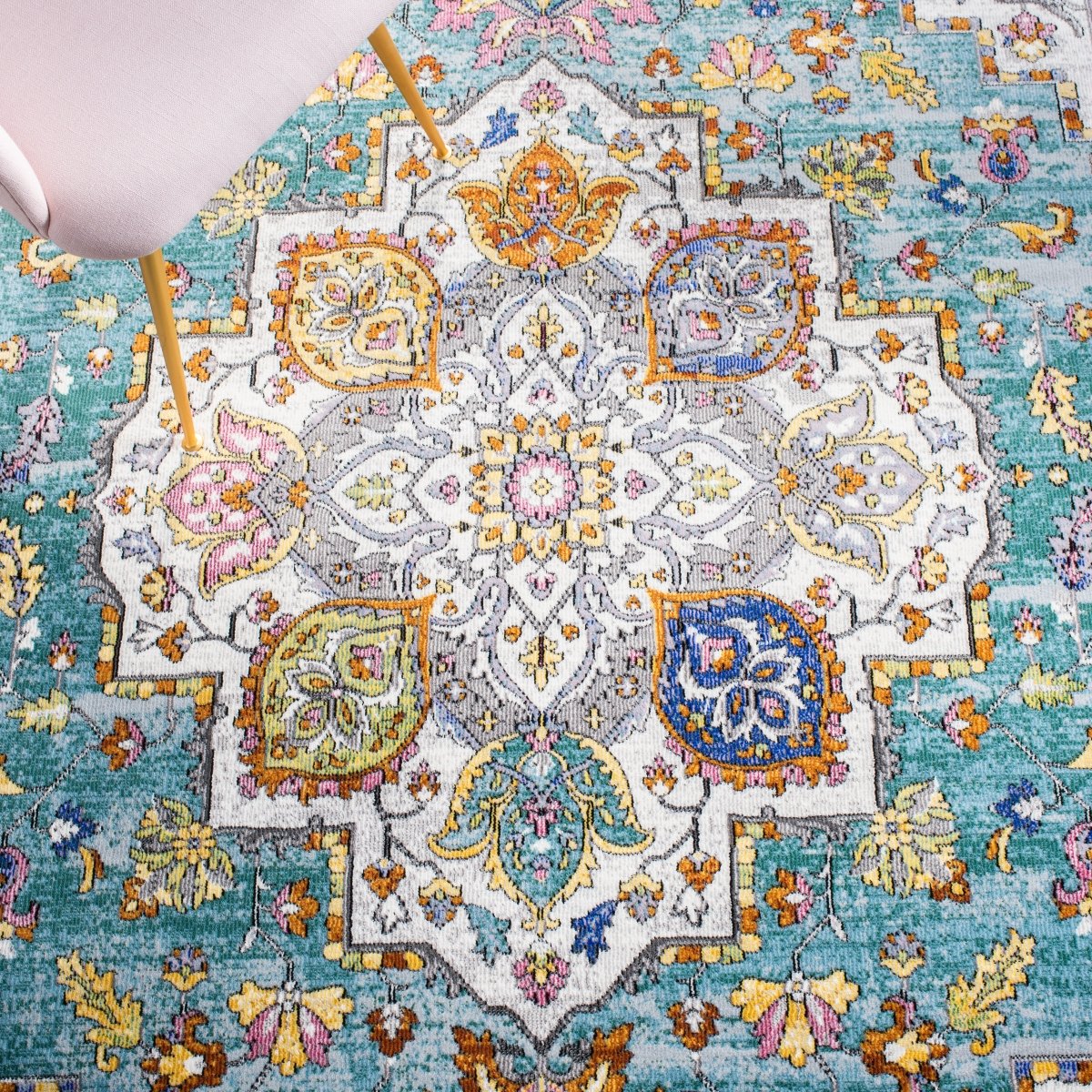 Safavieh Aria Ara102K Turquoise/Ivory Rugs.