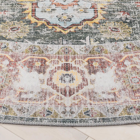 Safavieh Arizona 6'-0" x 6'-0" Rug in Green / Light Brown