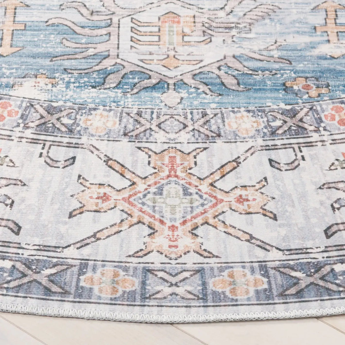 Safavieh Arizona 6'-0" x 6'-0" Rug in Ivory / Light Blue