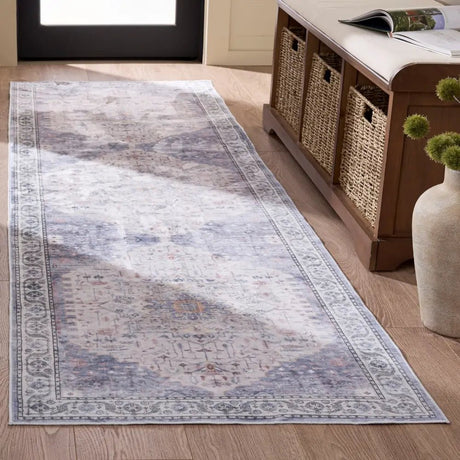 Safavieh Arizona 2'-6" x 8'-0" Rug in Beige / Light Blue