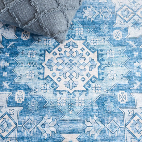 Safavieh Arizona Arz512L Light Blue/Blue Rug.