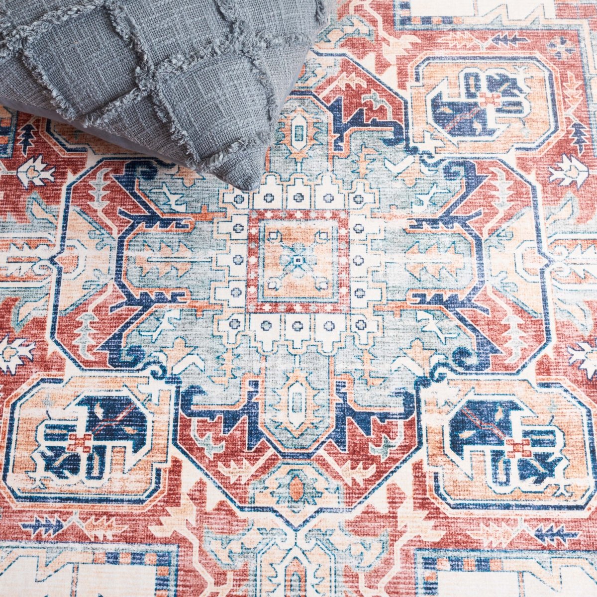 Safavieh Arizona Arz523P Rust/Dark Blue Rug.