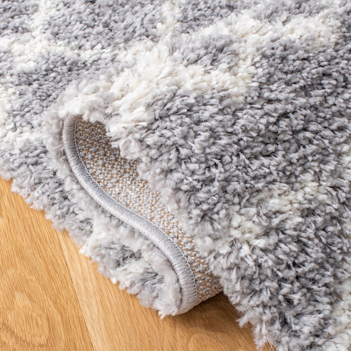 Safavieh Arizona Shag Asg741G Grey/Ivory Rug.