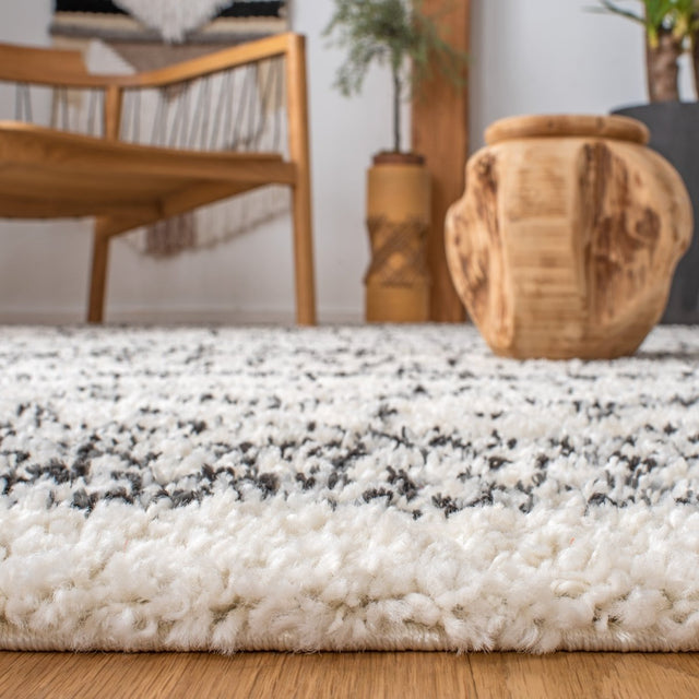 Safavieh Arizona Shag Asg741Z Ivory/Black Rug.