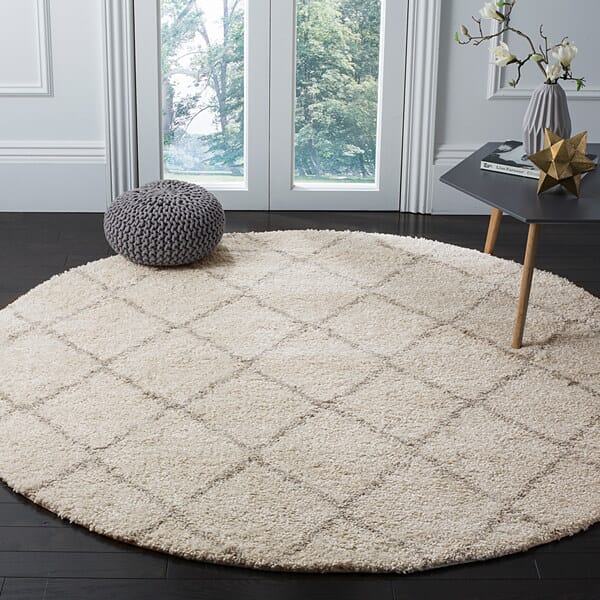 Safavieh Arizona Shag Asg742A Ivory / Beige Rugs.