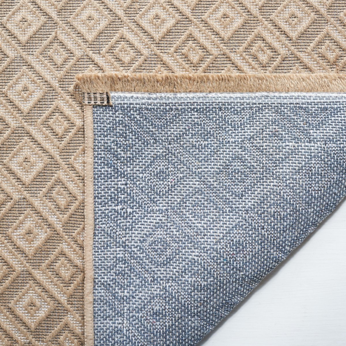 Safavieh Aspect Ape410B Natural/Ivory Rug.