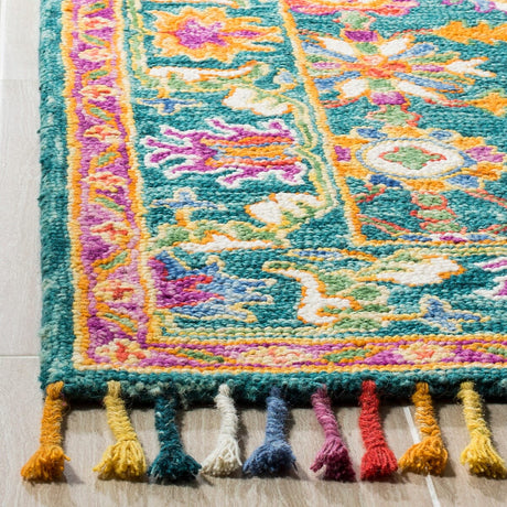 Safavieh Aspen Apn113K Turquoise/Purple Rug.