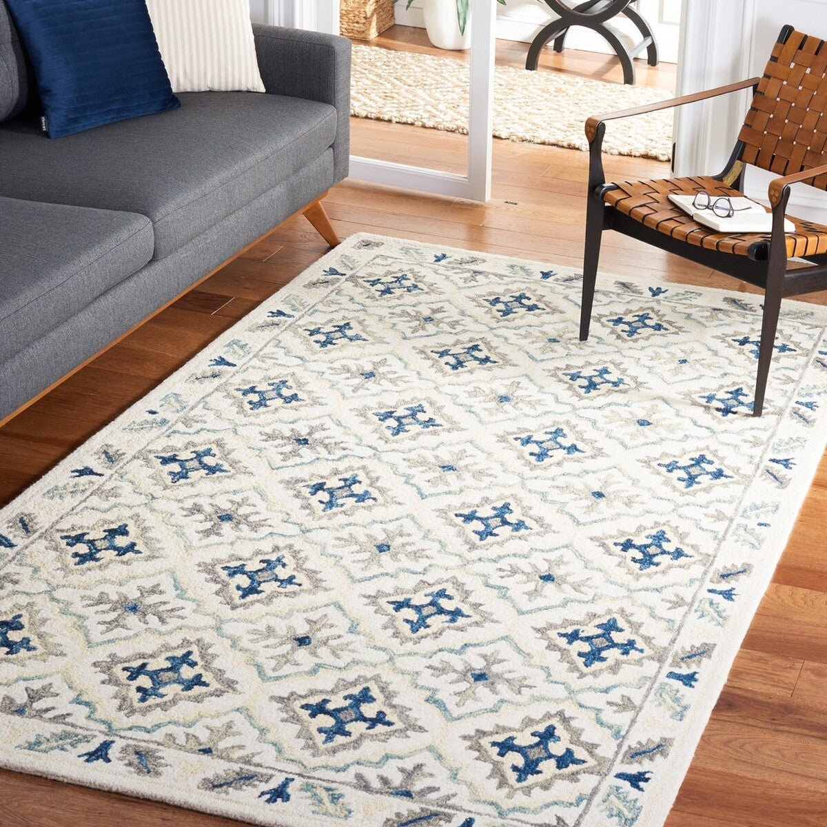 Safavieh Aspen Apn140A Ivory/Blue Rug.