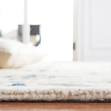 Safavieh Aspen Apn140A Ivory/Blue Rug.