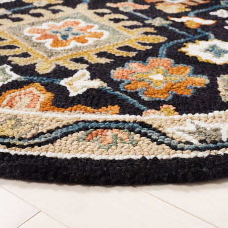 Safavieh Aspen Apn145Z Black/Rust Rug.