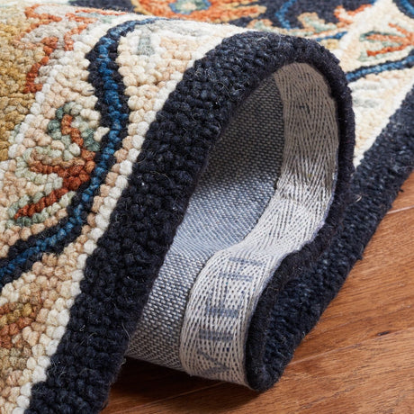 Safavieh Aspen Apn145Z Black/Rust Rug.