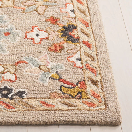 Safavieh Aspen 4'-0" x 6'-0" Rug in Grey / Pink