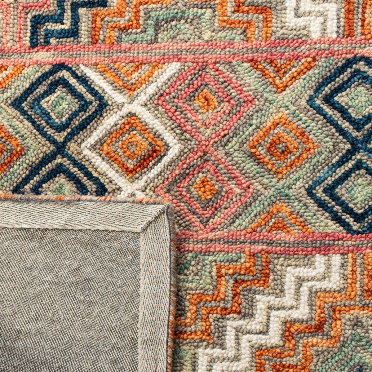 Safavieh Aspen Apn279P Orange/Fuchsia Rugs.