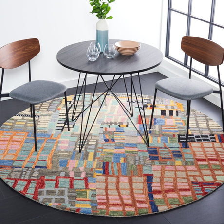 Safavieh Aspen Apn517A Ivory/Black Rug.